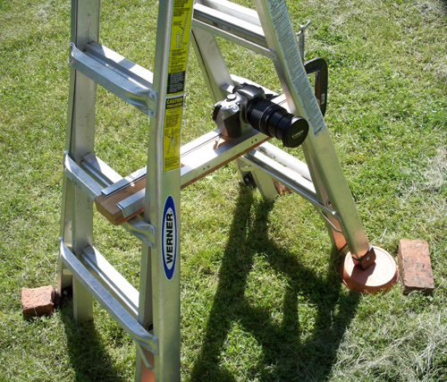 a camera set up for taking a 3D picture